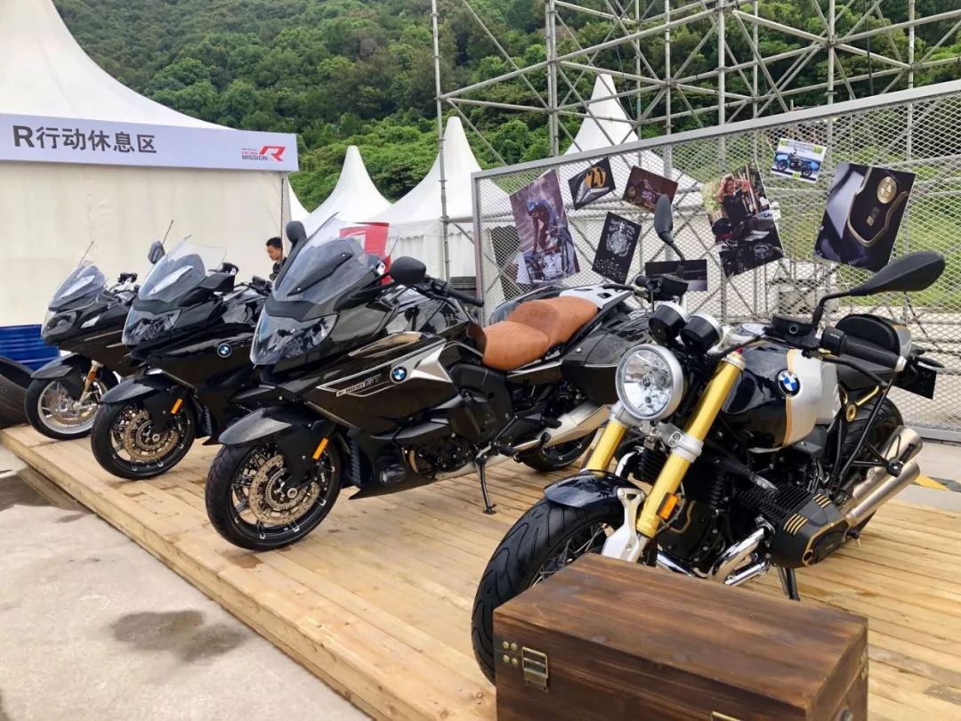 2018最新宝马摩托全系报价 不同车型都有价格差异
