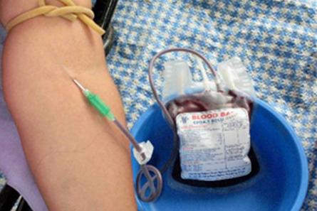 在黑市400毫升卖10000元